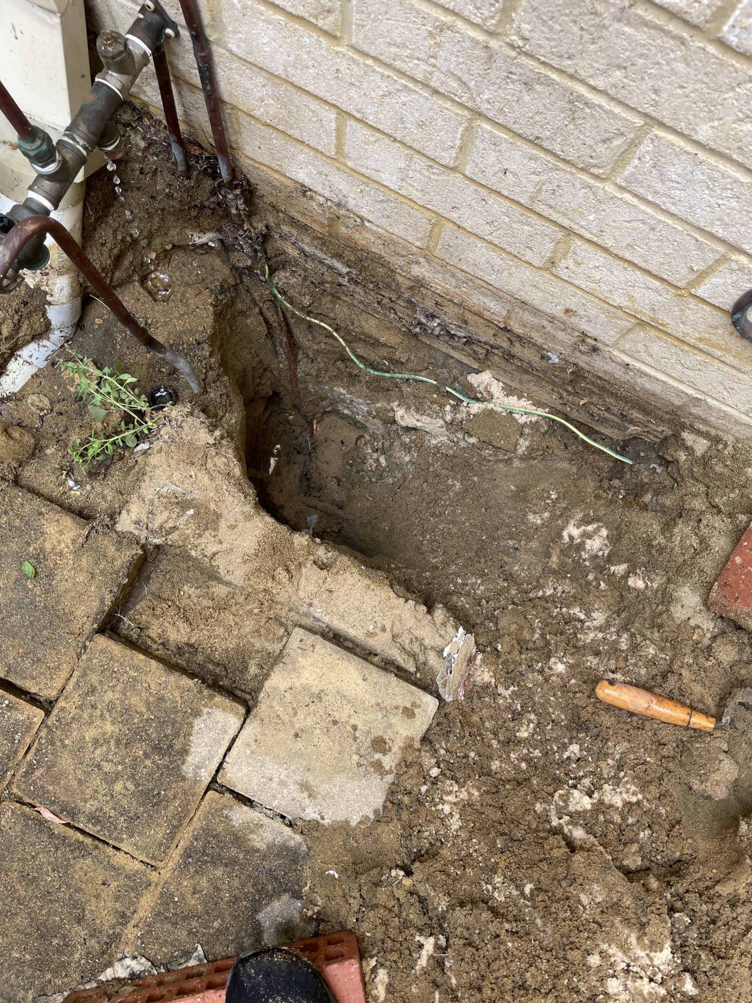 how-to-find-and-fix-water-leaks-in-or-under-a-slab-or-foundation